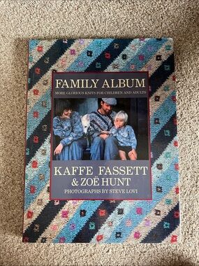 Family Album - Knits for Adults & Children / Vintage 1989 Knitting Book